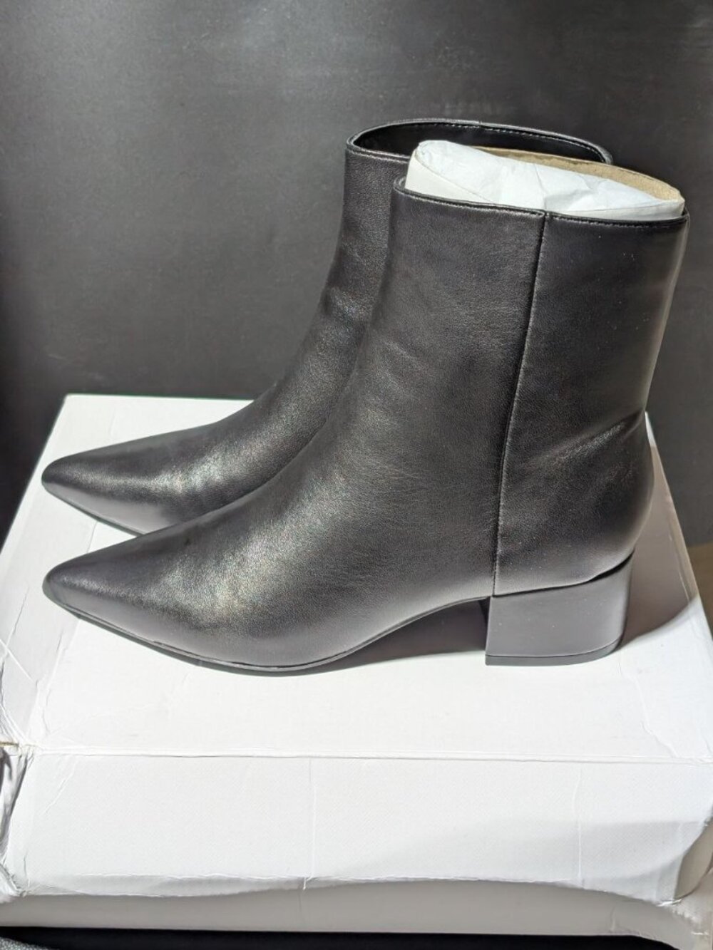 Marc Fisher Gismo Leather Ankle Booties Black US Size 8.5 - Picture 2 of 12
